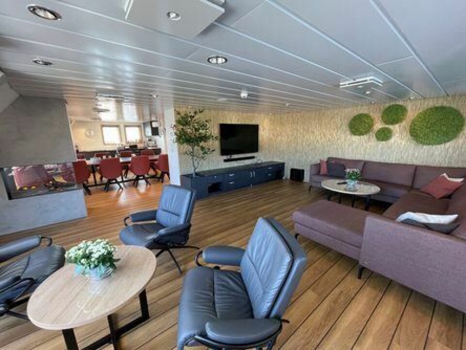 Rovde Møbel & Design har stått for innredningen om bord. Foto: Larsnes Mek. Verksted
Fra broen om bord. Foto: Larsnes Mek. Verksted Rovde Møbel & Design har stått for innredningen om bord. Foto: Larsnes Mek. Verksted
Fra broen om bord. Foto: Larsnes Mek. Verksted