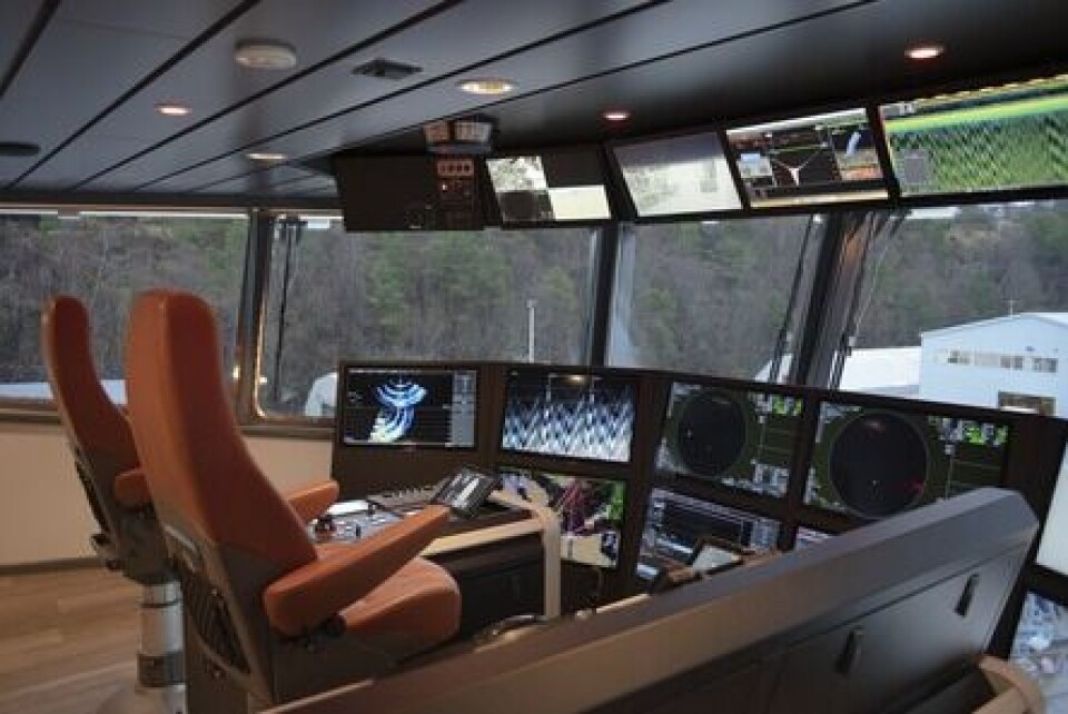 Styrhus med det nyeste av maritim elektronikk innen fiskeleting, kommunikasjon og navigasjon. Herfra styres og overvåkes alle operasjoner om bord. Foto: Vard
Fartøyet har en avansert fabrikk som skal produsere produkter av høy kvalitet. Foto: Vard Styrhus med det nyeste av maritim elektronikk innen fiskeleting, kommunikasjon og navigasjon. Herfra styres og overvåkes alle operasjoner om bord. Foto: Vard
Fartøyet har en avansert fabrikk som skal produsere produkter av høy kvalitet. Foto: Vard