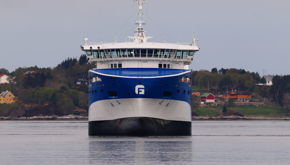 «Gåsø Odin» ruver, som sitt søsterskip, på vannet «Gåsø Odin» ruver, som sitt søsterskip, på vannet