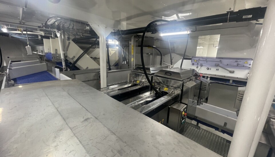 Under dekk ligger fabrikken, som skal produsere fisken etter hvert som den kommer om bord. Under dekk ligger fabrikken, som skal produsere fisken etter hvert som den kommer om bord.